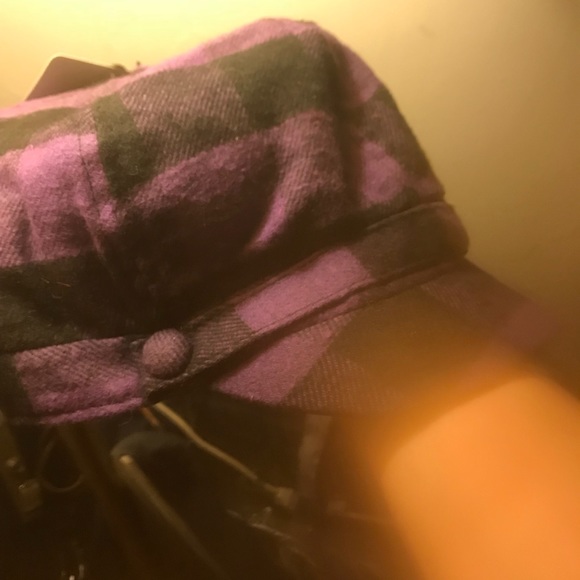 Lot of 2 Plaid Cabbie Hats Brand New - Picture 4 of 4